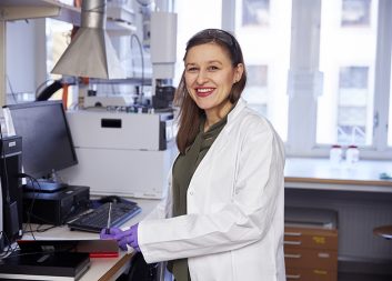 Kan jordbruksavfall bli till nya kläder? Nytt post doc-projekt söker svaret