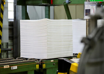 Från åker till garderob: Södra testar att göra textilfibrer av jordbruksrester